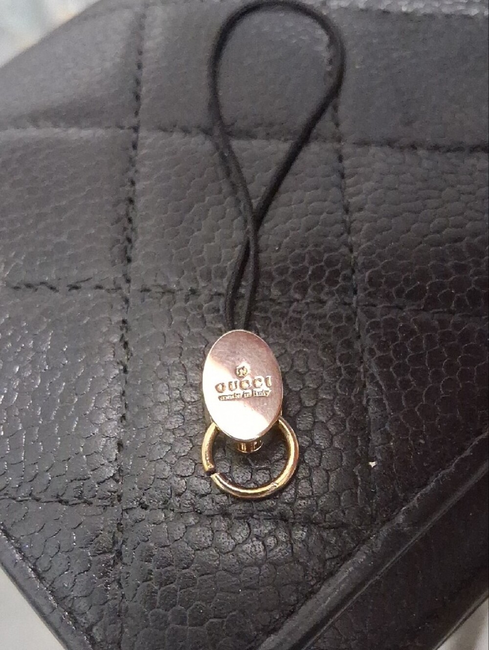 Gucci gold-tone Vintage Cell Phone Lanyard - Picture 2 of 4